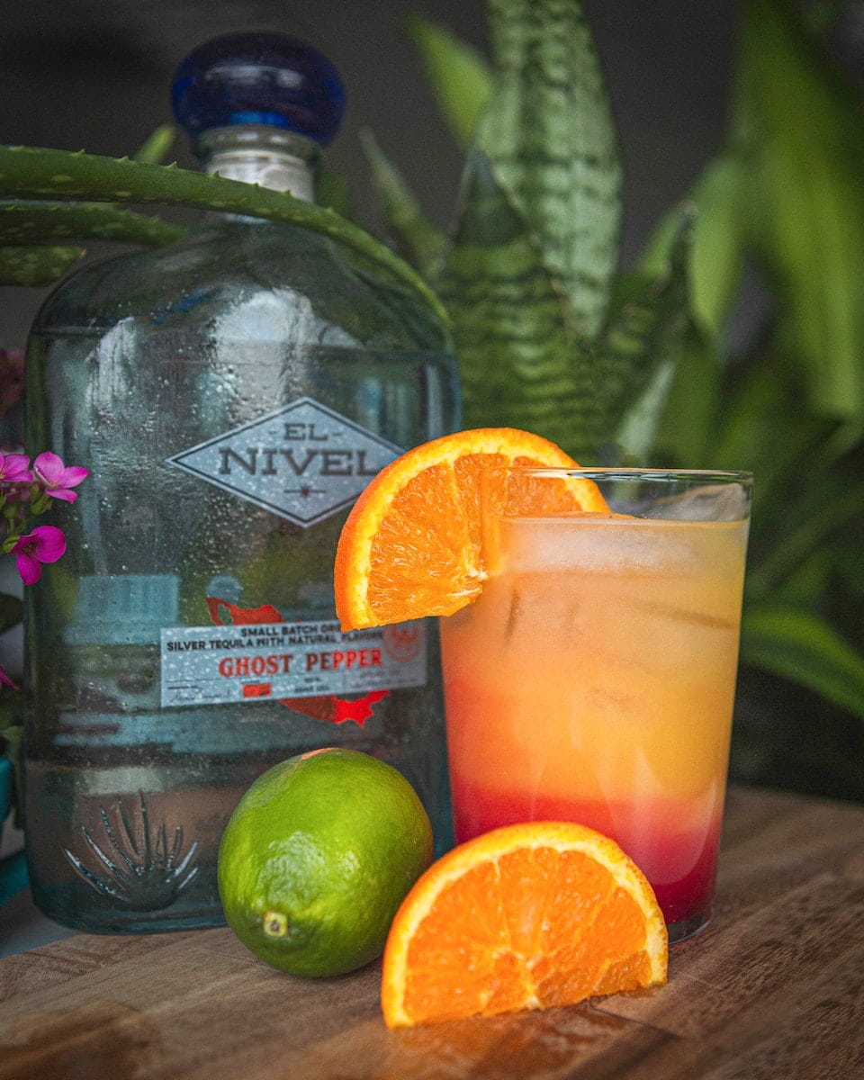 Tequila Sunrise den färgstarka drinken