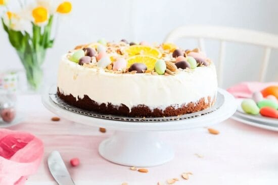 Klassisk pasktarta med mandel och apelsin