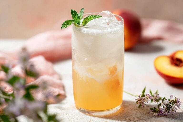 Peach Gin Fizz