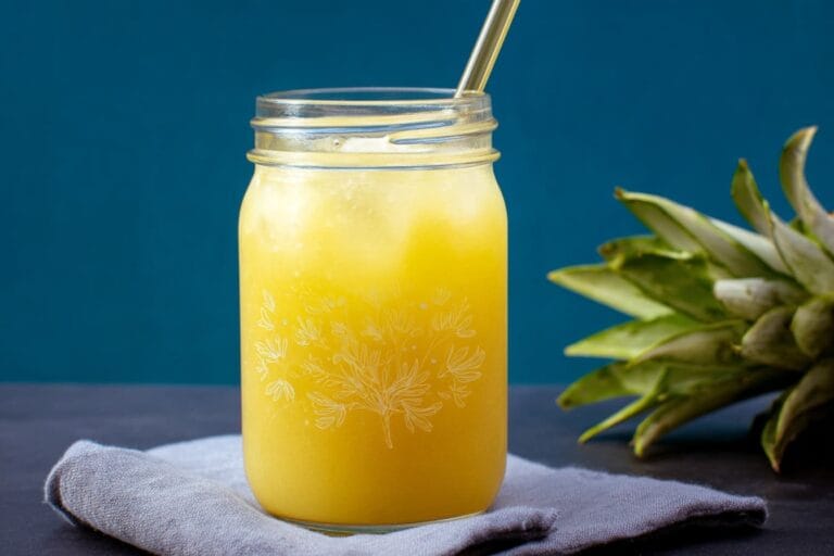 Pineapple Cardamom Fizz