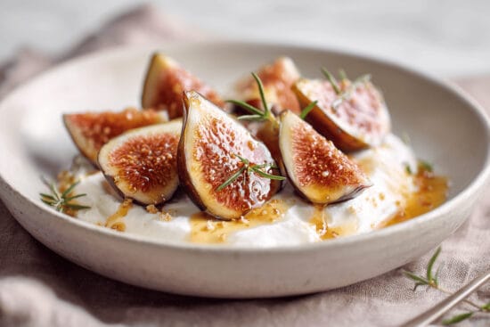 fikon bakade med honung och mascarpone